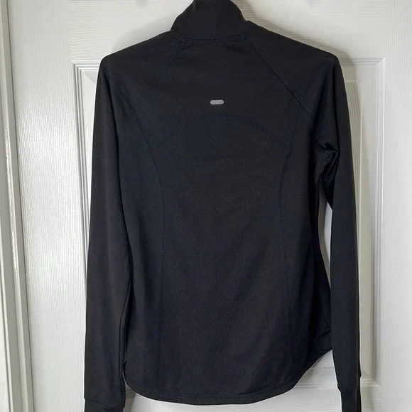 Old Navy Women’s Active Semi-Fitted 1/4 Zip Black Jacket. Size XS - Picture 2 of 8
